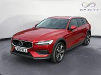 Used Volvo V60 CC 197 HP (144 kW) 2021 Red Estate
