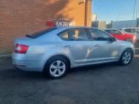 Usado Skoda Octavia SE Technology 115 HP (84 kW) 2018 Prateado Citadino