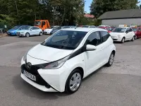 Used Toyota Aygo X-play 69 HP (50 kW) 2017 White Hatchback