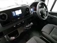 Begagnad Mercedes Sprinter Premium 150 HK (110 kW) 2024 Svart Van