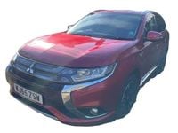 Used Mitsubishi Outlander P-HEV 200 HP (147 kW) 2015 Red SUV