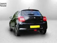 Begagnad Suzuki Swift SZ-T 83 HK (61 kW) 2024 Svart Halvkombi