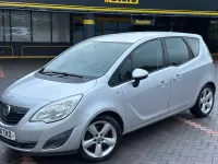 Used Vauxhall Meriva 130 HP (95 kW) 2011 Silver MPV