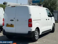 Used Vauxhall Vivaro 101 HP (74 kW) 2022 MPV