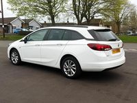 Second-hand Vauxhall Astra 105 CP (77 kW) 2021 Alb Break