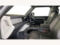 Used Land Rover Defender SE Dynamic 250 HP (183 kW) 2023 Silver SUV