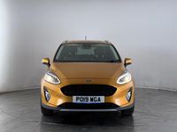 Second-hand Ford Fiesta Active 140 CP (102 kW) 2019 Galben Hatchback
