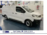 Used Vauxhall Vivaro 100 kW (136 HP) 2022 White MPV