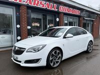 Used Vauxhall Insignia SRi 136 HP (100 kW) 2016 White Hatchback