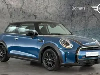 Usado Mini Cooper Classic 134 CV (98 kW) 2022 Azul Utilitario