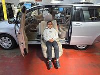 Usado Toyota Raum 2025 Branco Monovolume