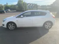 Used Vauxhall Astra SRi 2013 White Hatchback