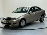 Używany Mercedes C220 Elegance 2010 Beżowy Sedan/Limuzyna