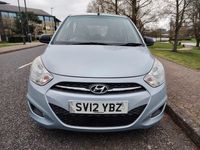 Used Hyundai i10 68 HP (50 kW) 2012 Silver Hatchback