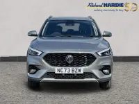 Usado MG ZS Exclusive 105 CV (77 kW) 2024 Gris SUV
