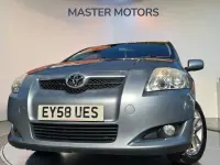 Usado Toyota Auris 124 HP (91 kW) 2008 Prateado Citadino
