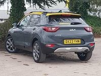 Used Kia Stonic 99 HP (72 kW) 2023 Grey SUV