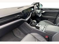 New VW Touareg R 462 HP (339 kW) 2025 Grey SUV