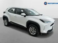 Used Toyota Yaris Hybrid 2024 White Estate