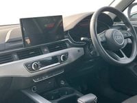 Usado Audi A4 Comfort 150 HP (110 kW) 2022 Vermelho Carrinha