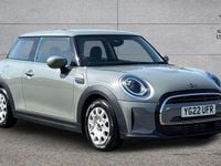 Usado Mini ONE Classic 101 CV (74 kW) 2022 Gris Utilitario