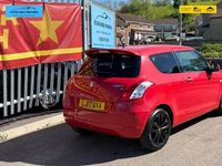 Usado Suzuki Swift SZ-L 93 HP (68 kW) 2017 Vermelho Citadino