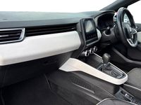 Used Renault Clio V Version S 138 HP (101 kW) 2022 Black Hatchback