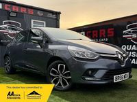 Used Renault Clio V Play 90 HP (66 kW) 2024 Grey Hatchback