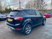 Gebraucht Ford Kuga Zetec 136 PS (100 kW) 2010 Schwarz SUV