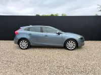 Used Volvo V40 SE Lux 150 HP (110 kW) 2012 Blue Hatchback