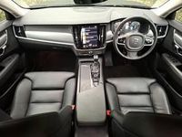 Used Volvo V90 Momentum 190 HP (139 kW) 2019 Black Estate