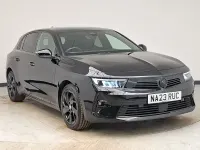 Używany Vauxhall Astra 130 KM (95 kW) 2023 Czarny Hatchback
