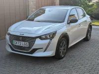 Used Peugeot e-208 Allure Premium 100 kW (136 HP) 2022 White Hatchback