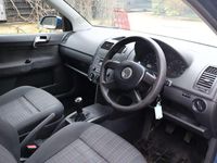 Used VW Polo S 64 HP (47 kW) 2006 Blue Hatchback