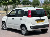 Used Fiat Panda Pop 69 HP (50 kW) 2018 White Hatchback