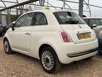 Used Fiat 500 Lounge 85 HP (62 kW) 2011 White Hatchback
