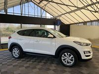 Used Hyundai Tucson SE 132 HP (97 kW) 2019 White SUV