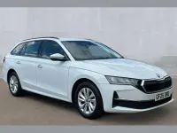 Used Skoda Octavia SE Technology 113 HP (83 kW) 2025 White Estate