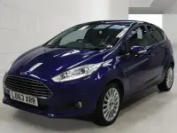 Used Ford Fiesta Titanium 120 HP (88 kW) 2014 Blue Hatchback