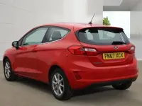 Używany Ford Fiesta Zetec 2017 Czerwony Hatchback