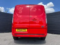 Used Ford Transit Custom Limited 130 HP (95 kW) 2019 Red Van