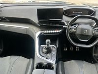 Second-hand Peugeot 3008 Allure+ 131 CP (96 kW) 2022 Negru SUV