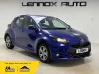 Usata Toyota Yaris Hybrid 2024 Blu Utilitaria