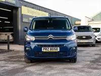 Usado Citroën Berlingo Start 130 HP (95 kW) 2019 Azul Monovolume