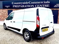 Used Ford Transit Connect 100 HP (73 kW) 2020 White MPV