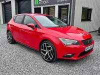 Used Seat Leon SE 105 HP (77 kW) 2014 Red Hatchback