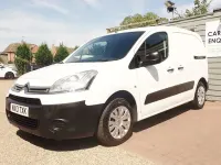 Used Citroën Berlingo 75 HP (55 kW) 2013 White MPV