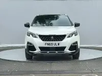 Used Peugeot 5008 Premium 130 HP (95 kW) 2019 White SUV