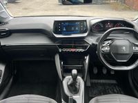 Usado Peugeot 208 Active 74 HP (54 kW) 2020 Cinzento Citadino
