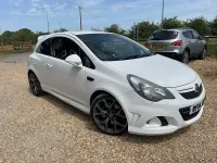 Used Vauxhall Corsa 205 HP (150 kW) 2014 White Hatchback
